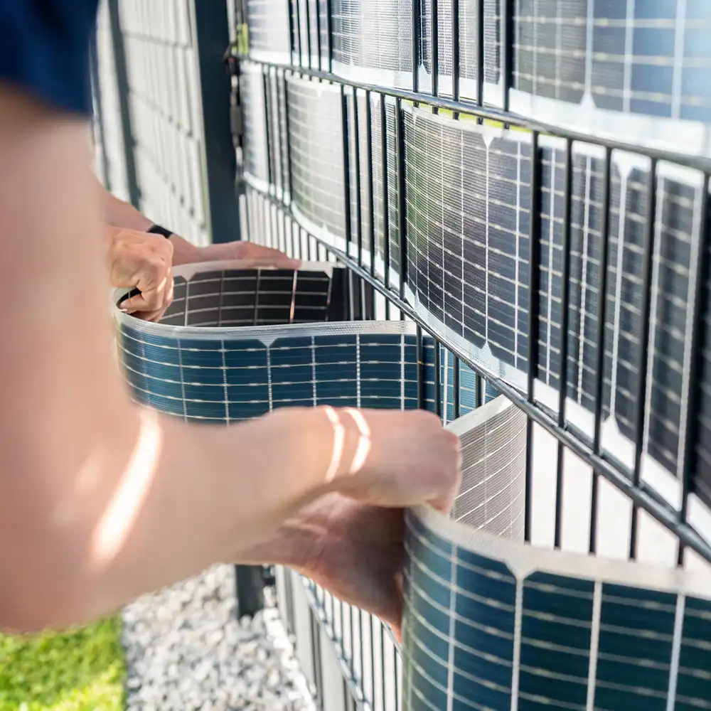 Solar-Balkonkraftwerk für Doppelstabmattenzaun – 800 W steckerfertig (468 Wp) - Image 2
