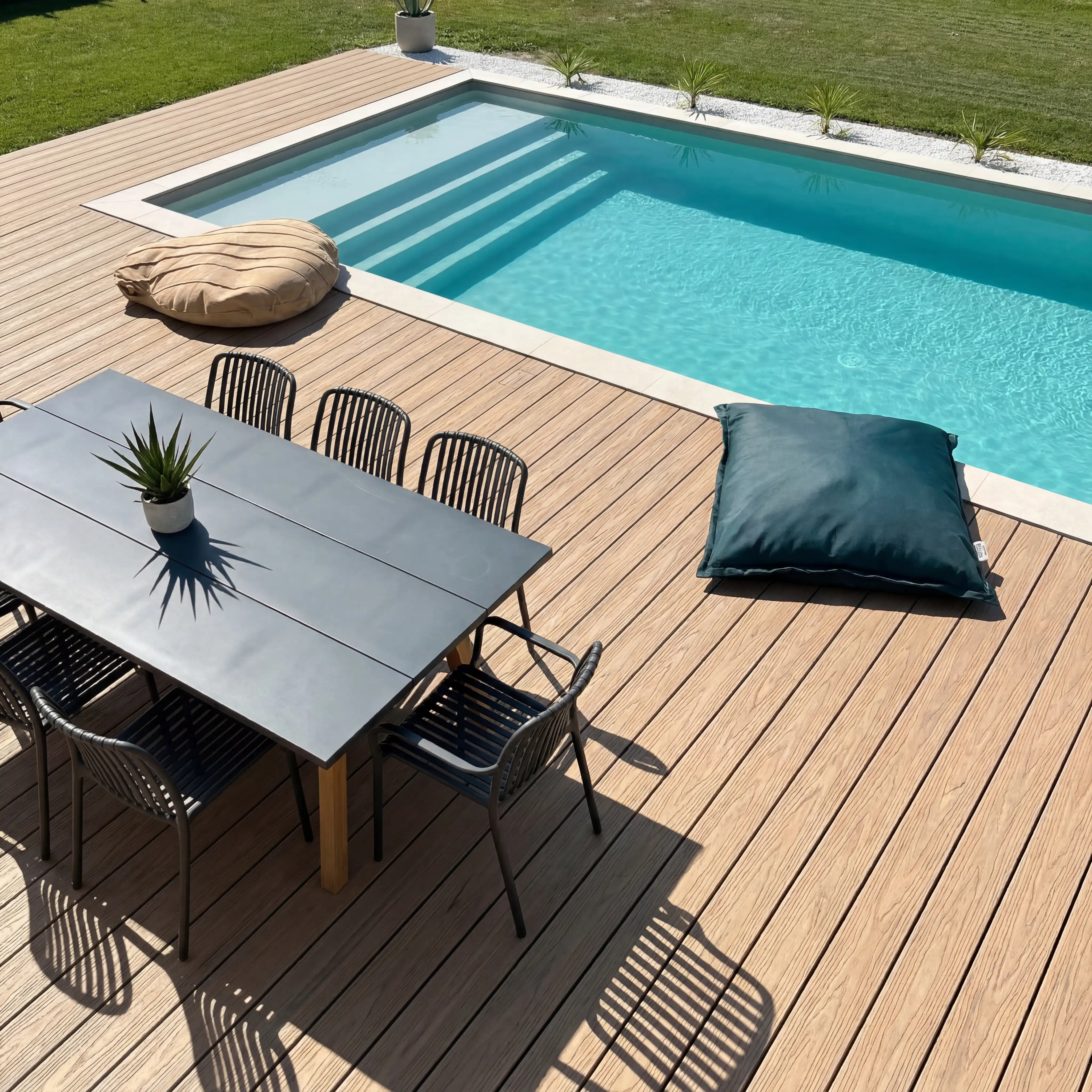 WPC Terrassendiele Hohlkammer Basic Teak - Image 16